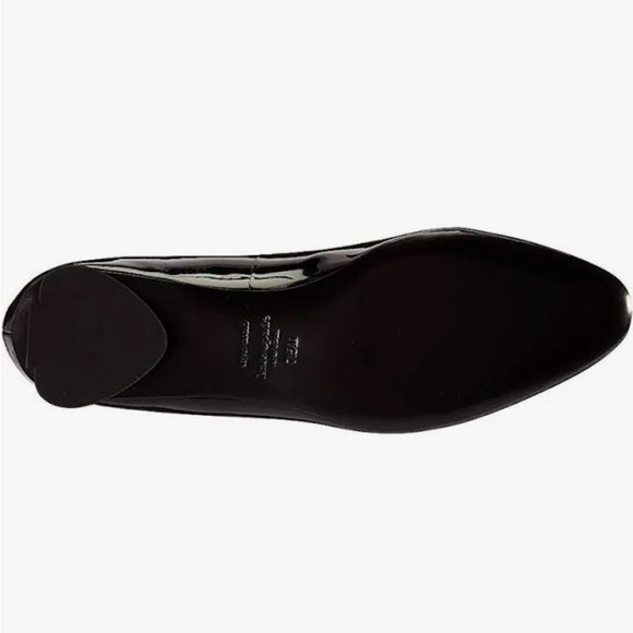 Kate Spade Kate Spade New York Fallyn Black Patent Leather Short Heeled  Size 8 - Picture 3 of 8